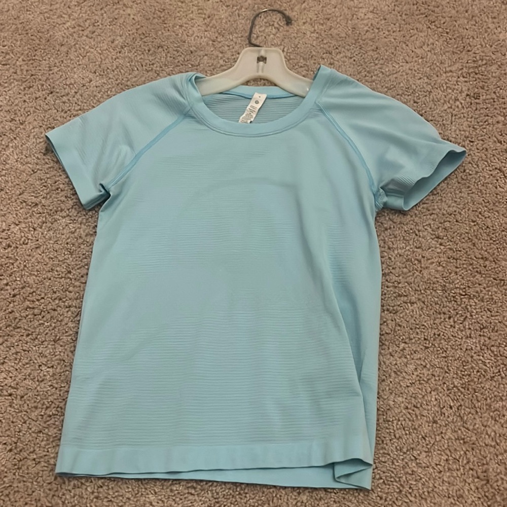 Lululemon Icing Blue Swiftly Tech